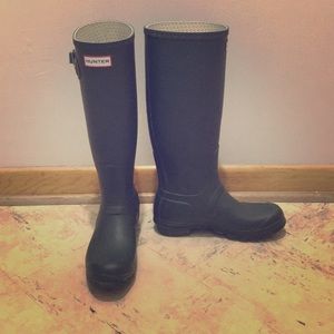 Authentic Hunter Classic Rain Boots